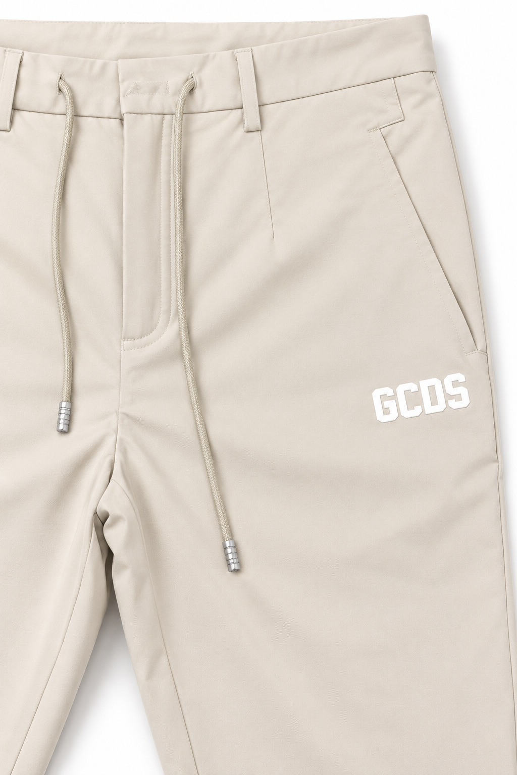 מכנסי GCDS מחויטים בצבע שמנת