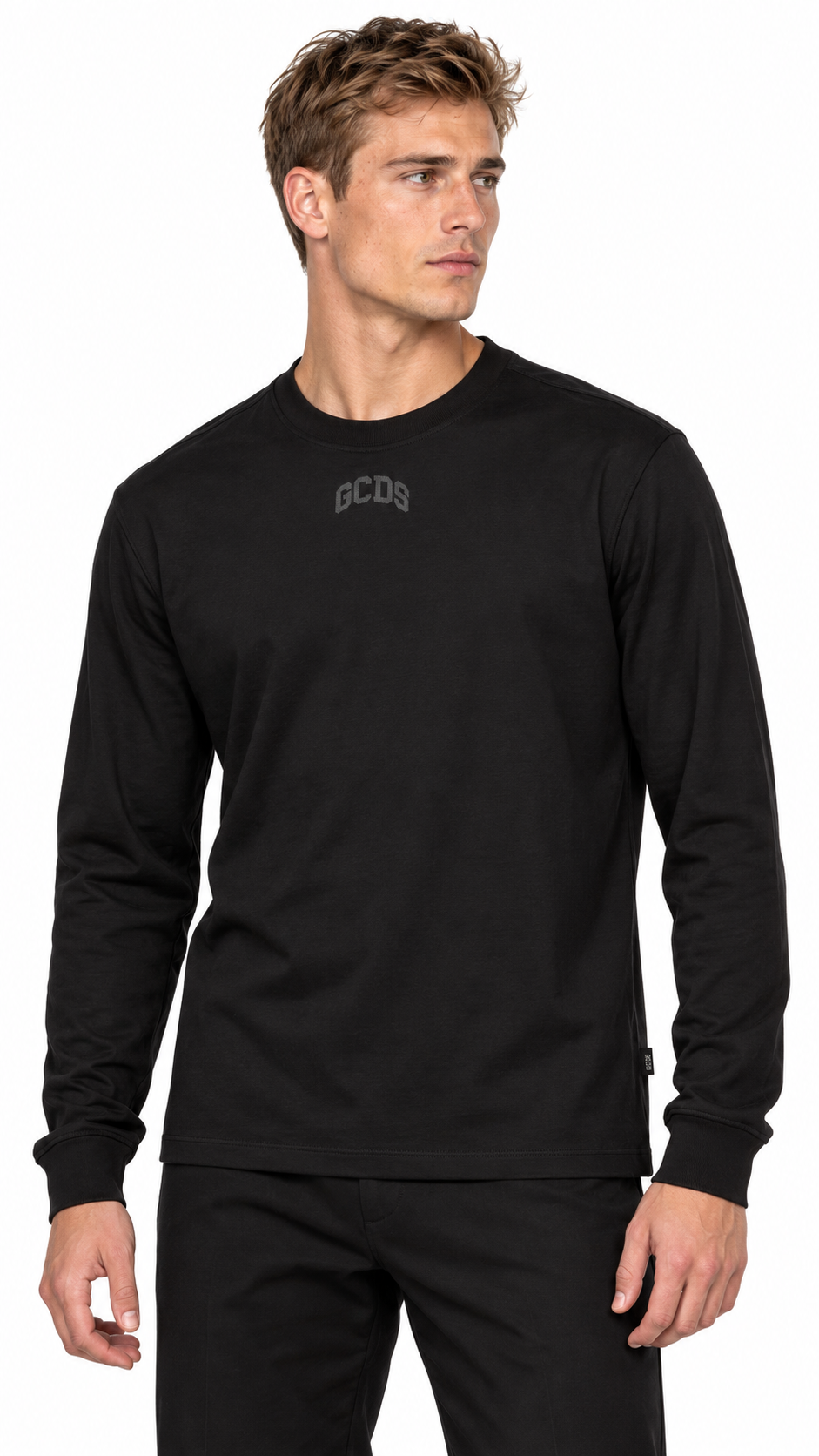 GCDS Black Arch — חולצת שרוול ארוך שחורה עם לוגו קשת בחזה ובגב.